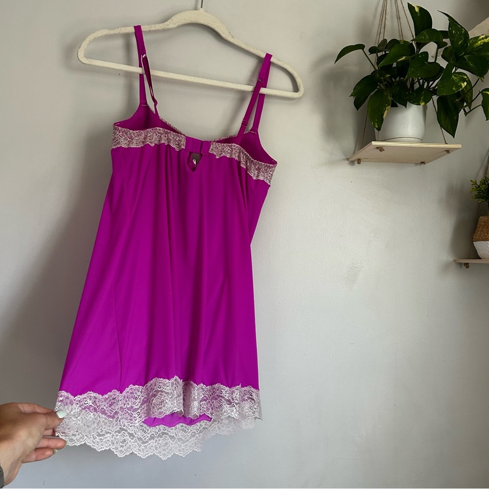 🩷VICTORIA SECRET MAGENTA PINK CHEMISE LINGERIE BRA BABYDOLL LACE TRIM SIZE 36C - Picture 4 of 8